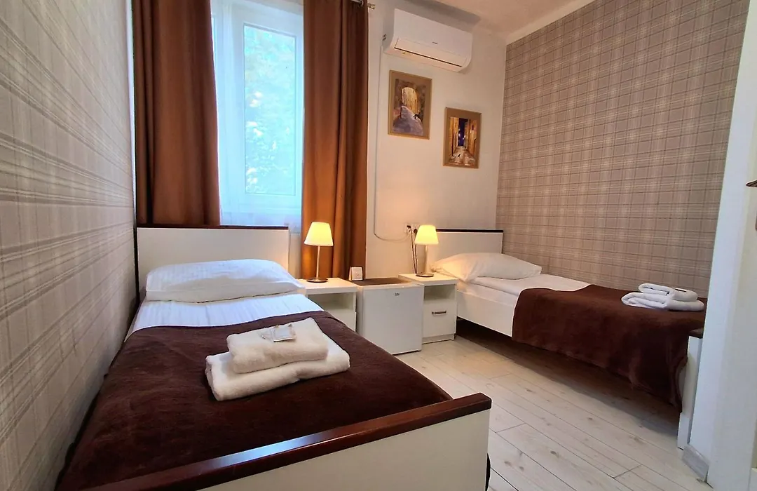 Cracow Central Aparthotel-1